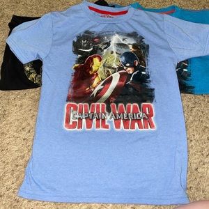 *FINAL SALE* Captain America Civil War T-shirt